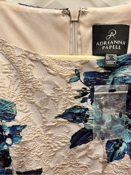 Adrianna Papell Blue Floral Midi Dress on Cream Ground - Size 2 - Picture 4 of 5